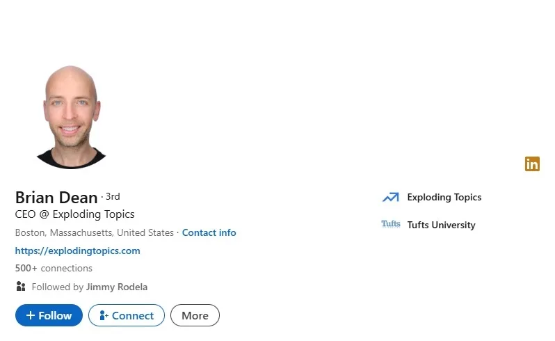 11 LinkedIn Marketing Experts Worth Following [2024]_9