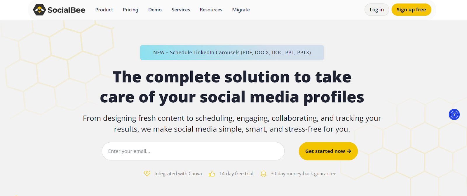 A screenshot of social media AI tool SocialBee's website.